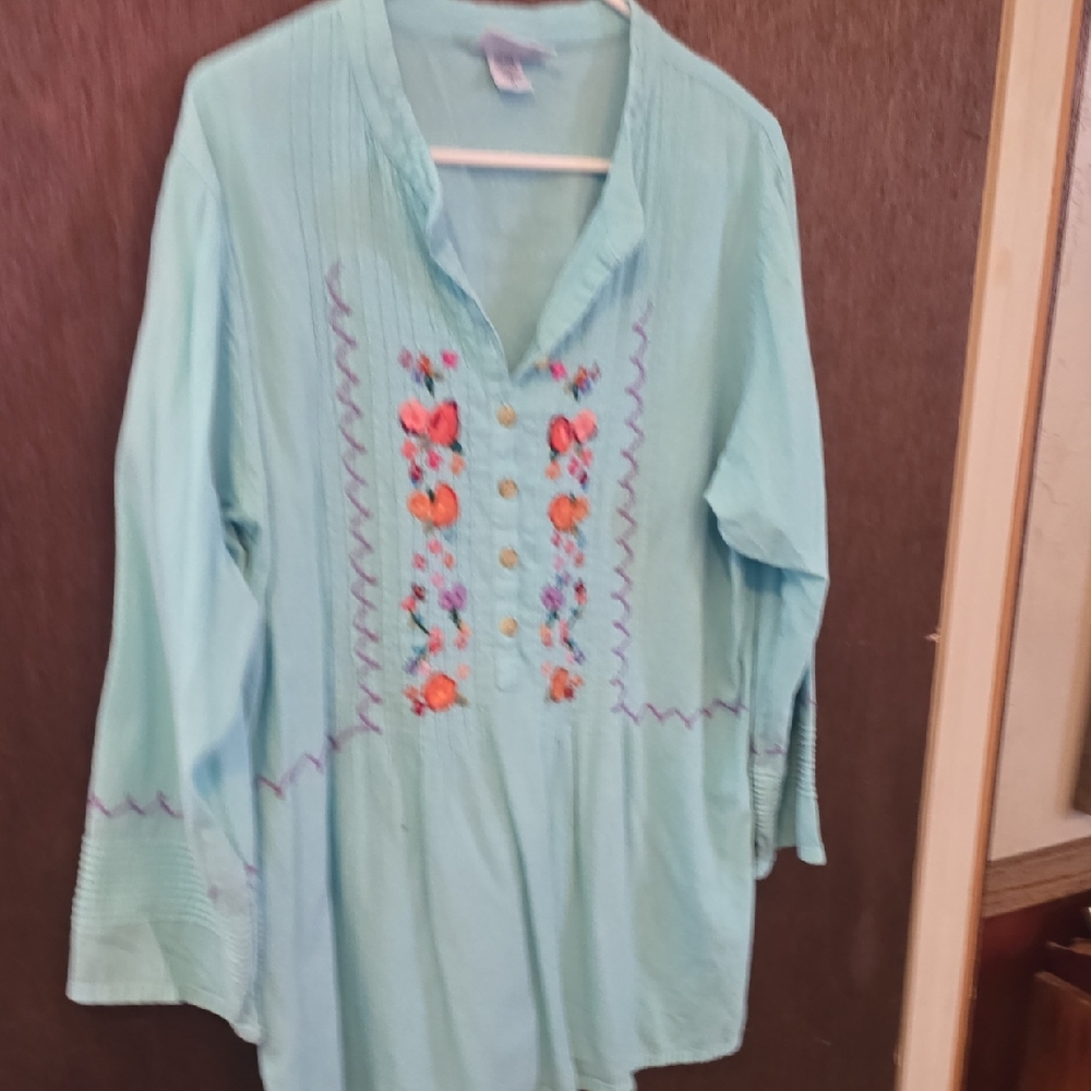 Elegant Light Blue Floral Embroidered Tunic